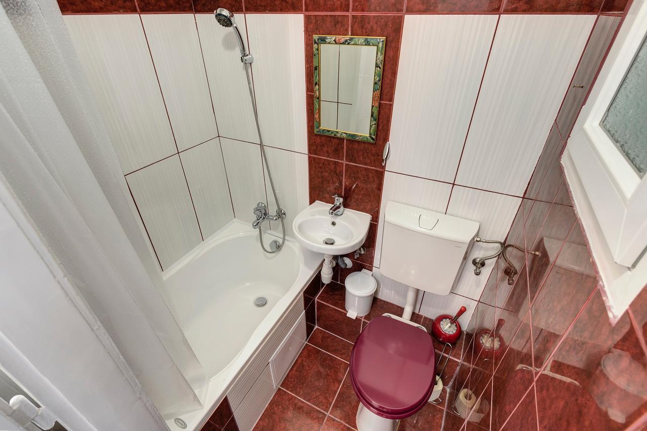 Sweet Dreams At King Street Silver Apartment บูดาเปสต์ ภายนอก รูปภาพ
